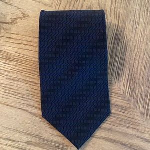 Geoffrey Beene Silk Tie
